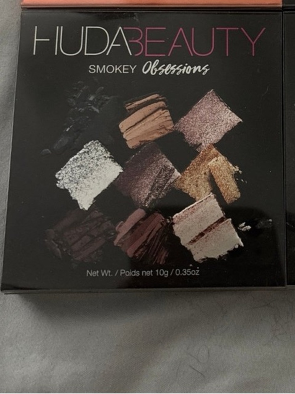 HUDA BEAUTY Smokey Obsessions Eyeshadow Palette